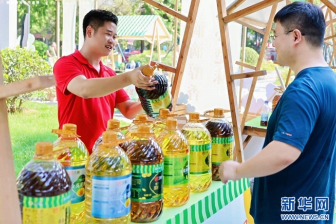 从“一朵花”到“一条链” 湖北油菜产业拓出新路子