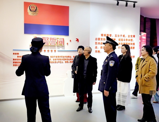 “黄丝带帮教”四川民盟在行动(三十二)